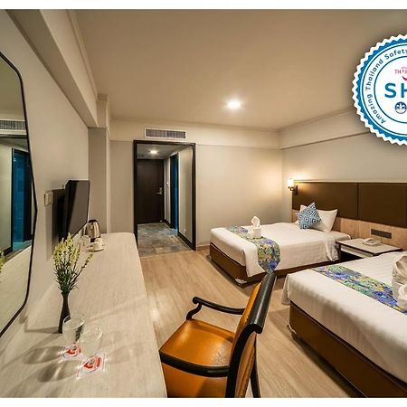 בנגקוק Karnmanee Palace Hotel מראה חיצוני תמונה